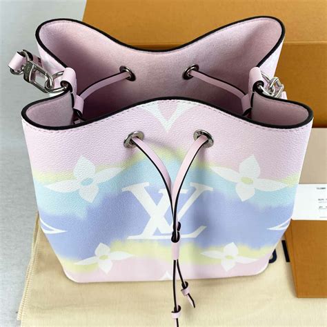 louis vuitton tasche regenbogen